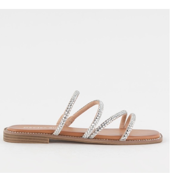 MADDEN GIRL Posh Womens Strappy Flat Sandals - Picture 2 of 5